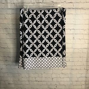 Susan graver black & white skirt medium